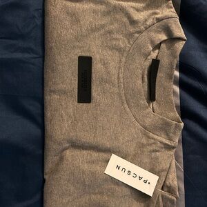 Essentials Pacsun oversized shirt